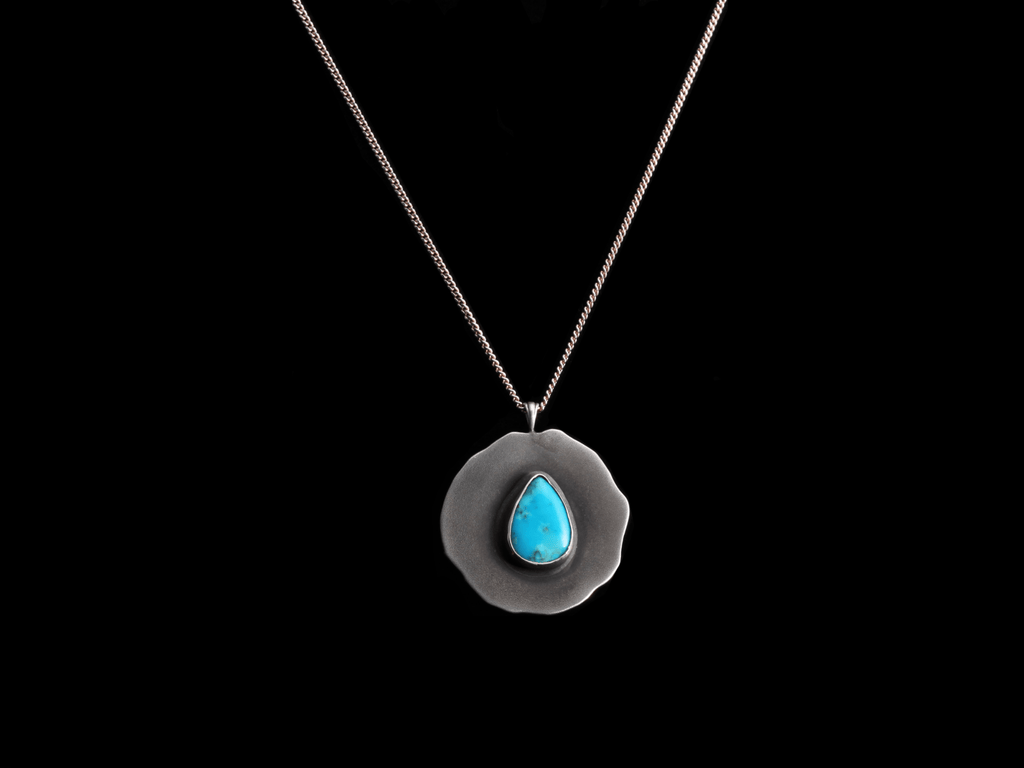 Elegant American Turquoise Necklace - HardwareForGentlemen.com